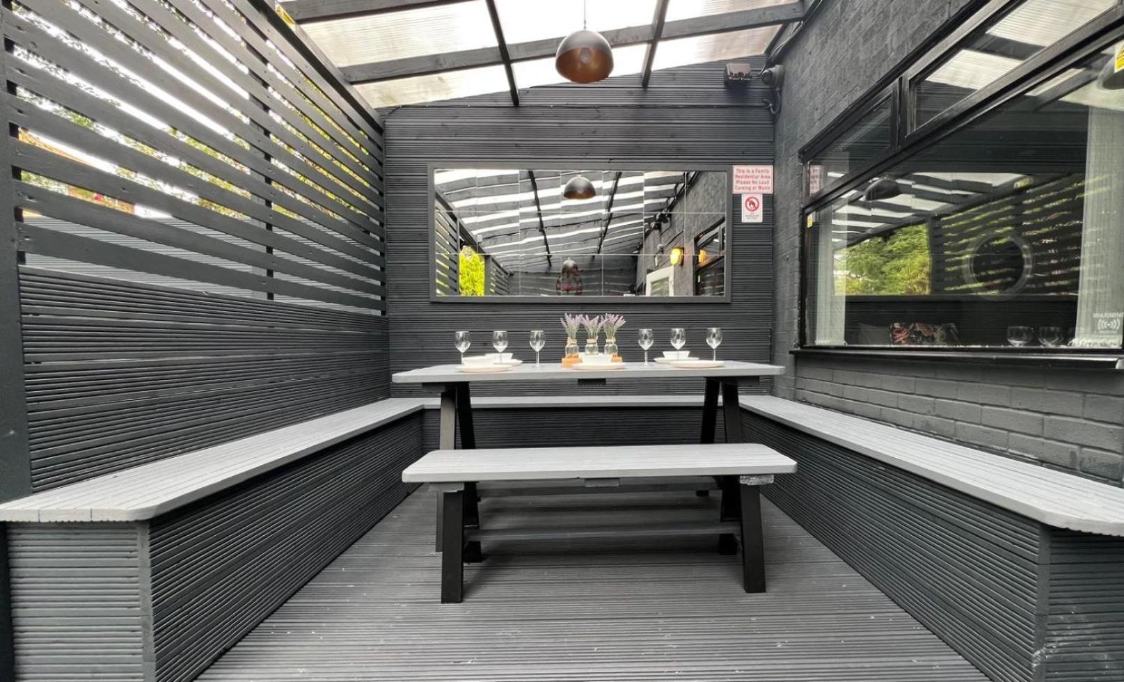 Modern Suites -5 Bedroom House- With Free Parking Birmingham City Buitenkant foto