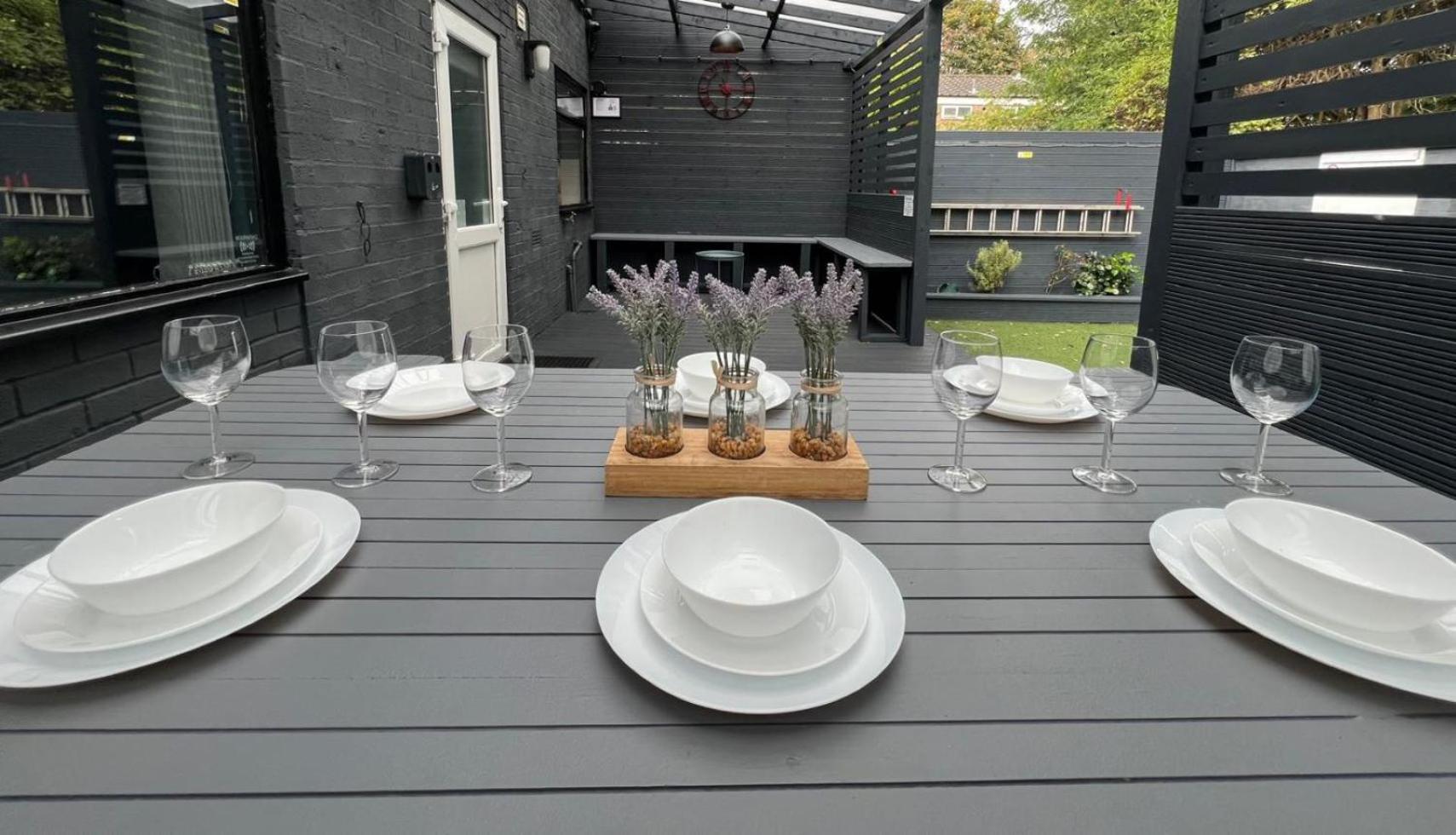 Modern Suites -5 Bedroom House- With Free Parking Birmingham City Buitenkant foto