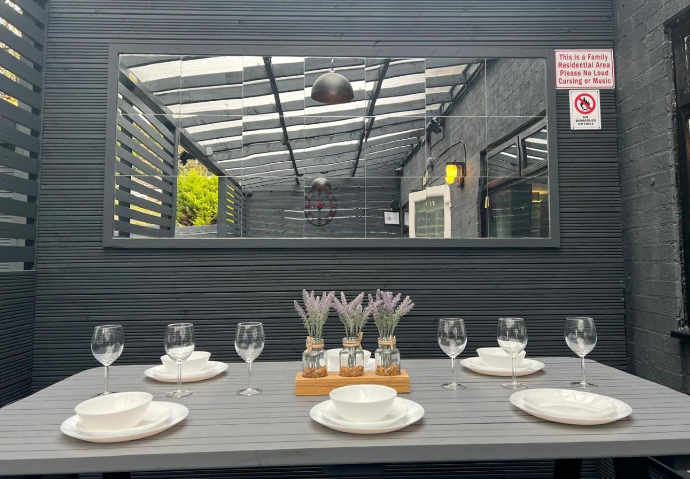 Modern Suites -5 Bedroom House- With Free Parking Birmingham City Buitenkant foto