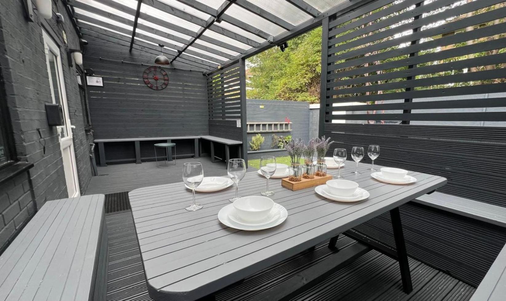 Modern Suites -5 Bedroom House- With Free Parking Birmingham City Buitenkant foto