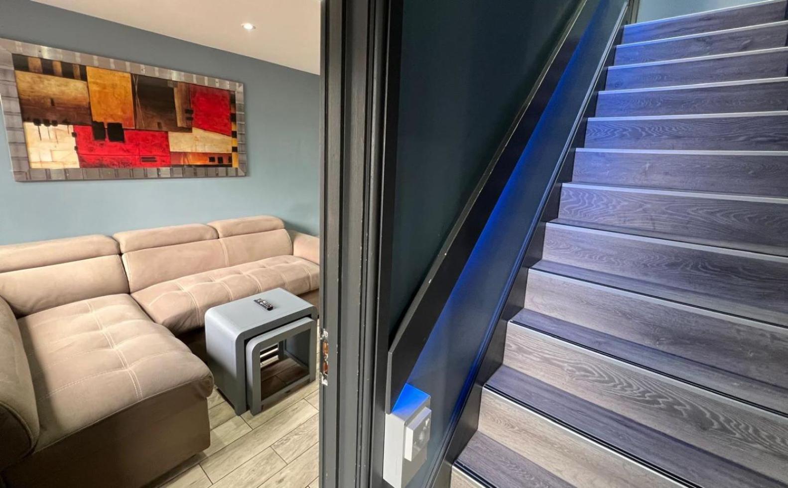 Modern Suites -5 Bedroom House- With Free Parking Birmingham City Buitenkant foto