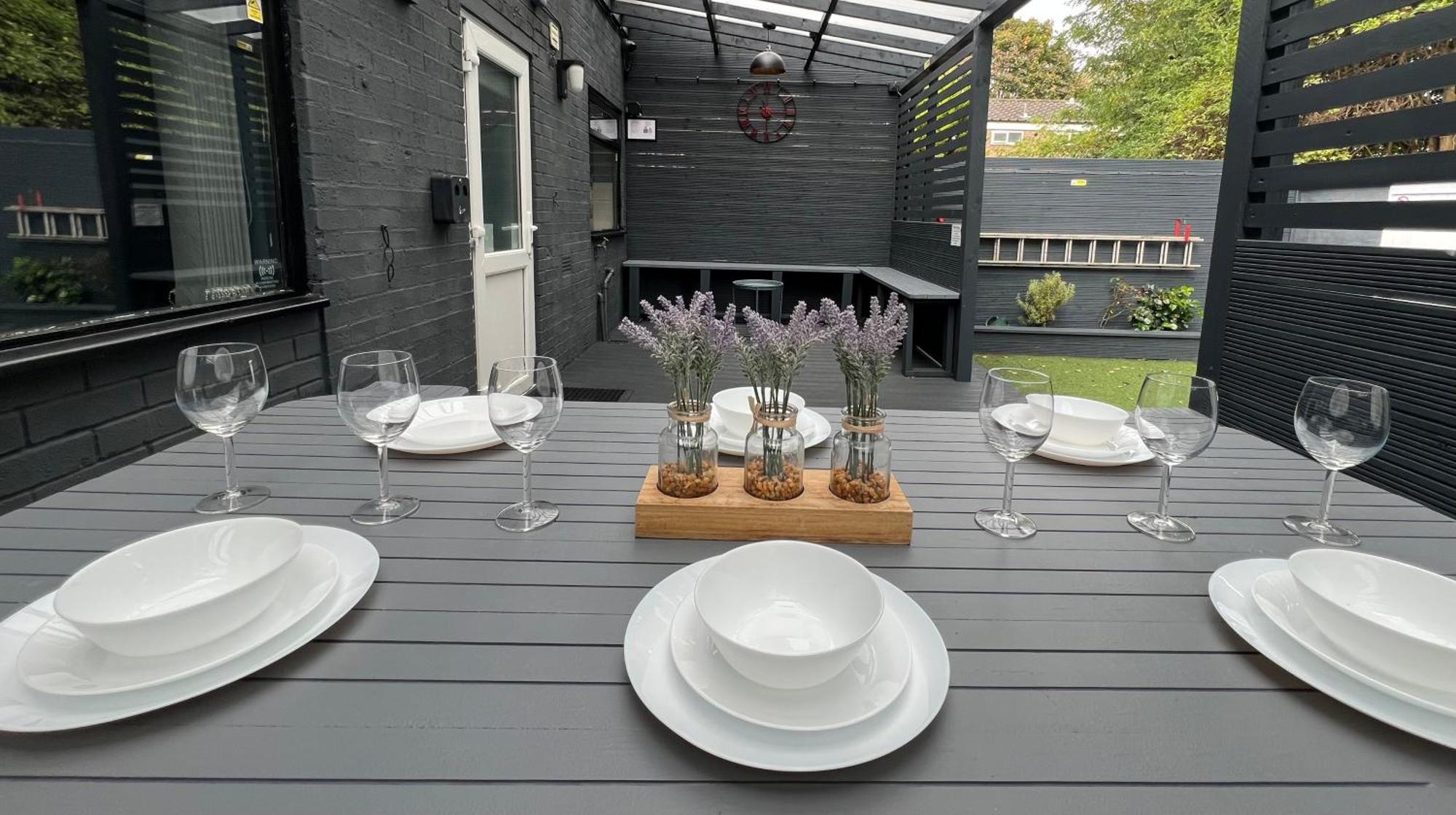 Modern Suites -5 Bedroom House- With Free Parking Birmingham City Buitenkant foto